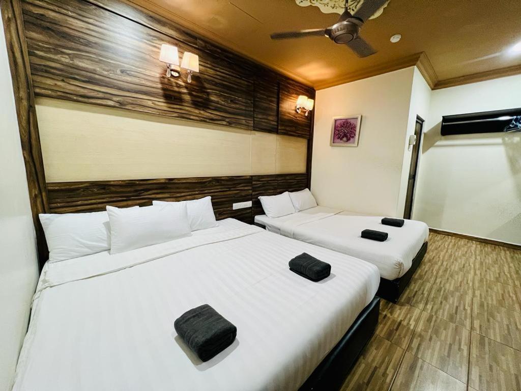 קמרון היילנדס Wan Alyasa Hotel מראה חיצוני תמונה